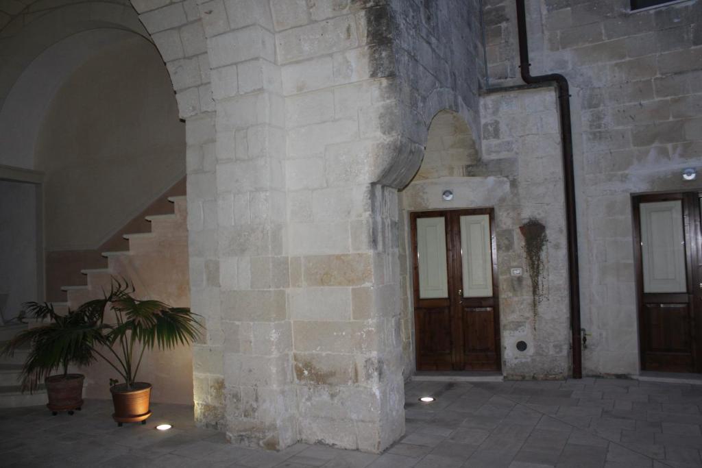 Bed and Breakfast Dimora Storica "Casa Sicuro" Martano Exterior foto